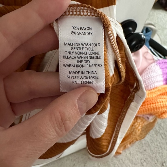 Market & Spruce Joanne Ribbed Knit Henley - Picture 3 of 4